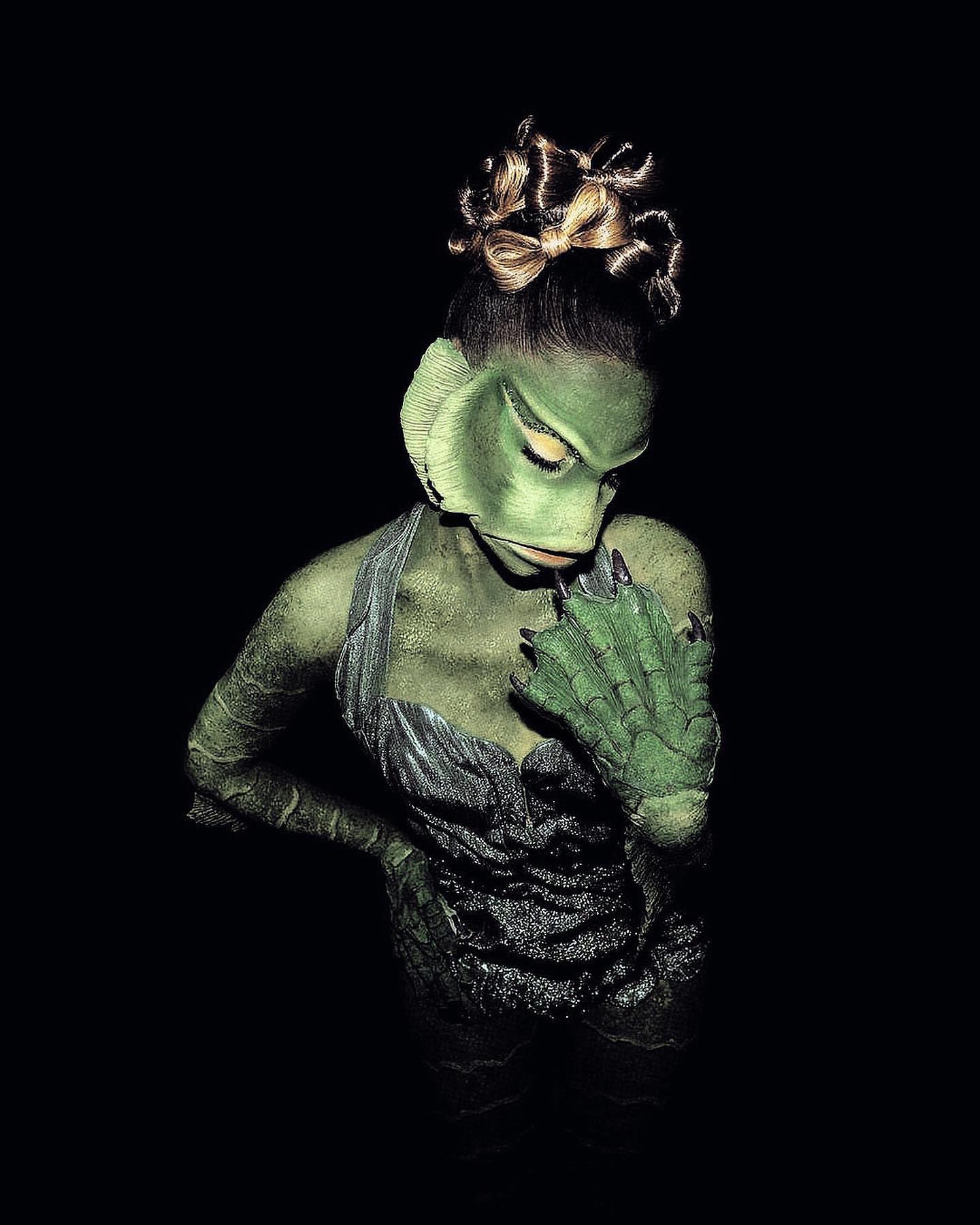 Ariana Grande Miss creature from the black lagoon cosplay
