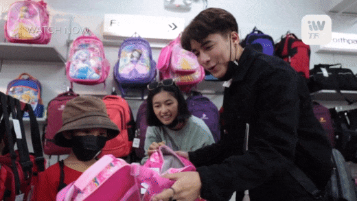Kaori and JC buying a gift for a girl