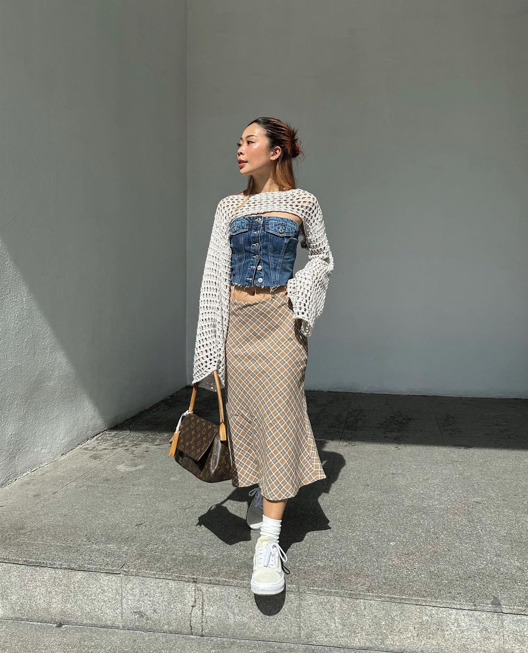 Rhea Bue Ong White sneaker outfit ideas and inspo