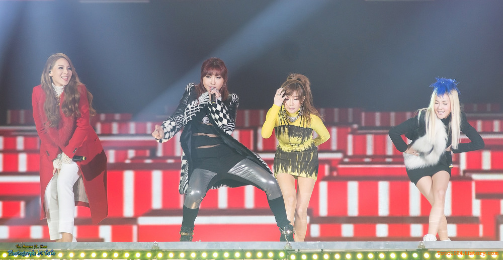 2NE1 in SBS Gayo Daejeon 2013