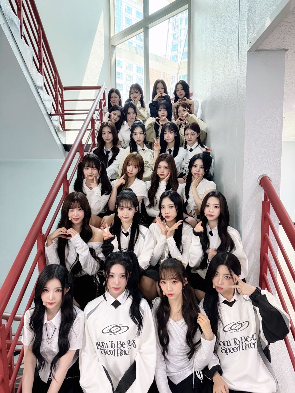 tripleS kpop girl group global girl group shion modhaus 24 member girl group