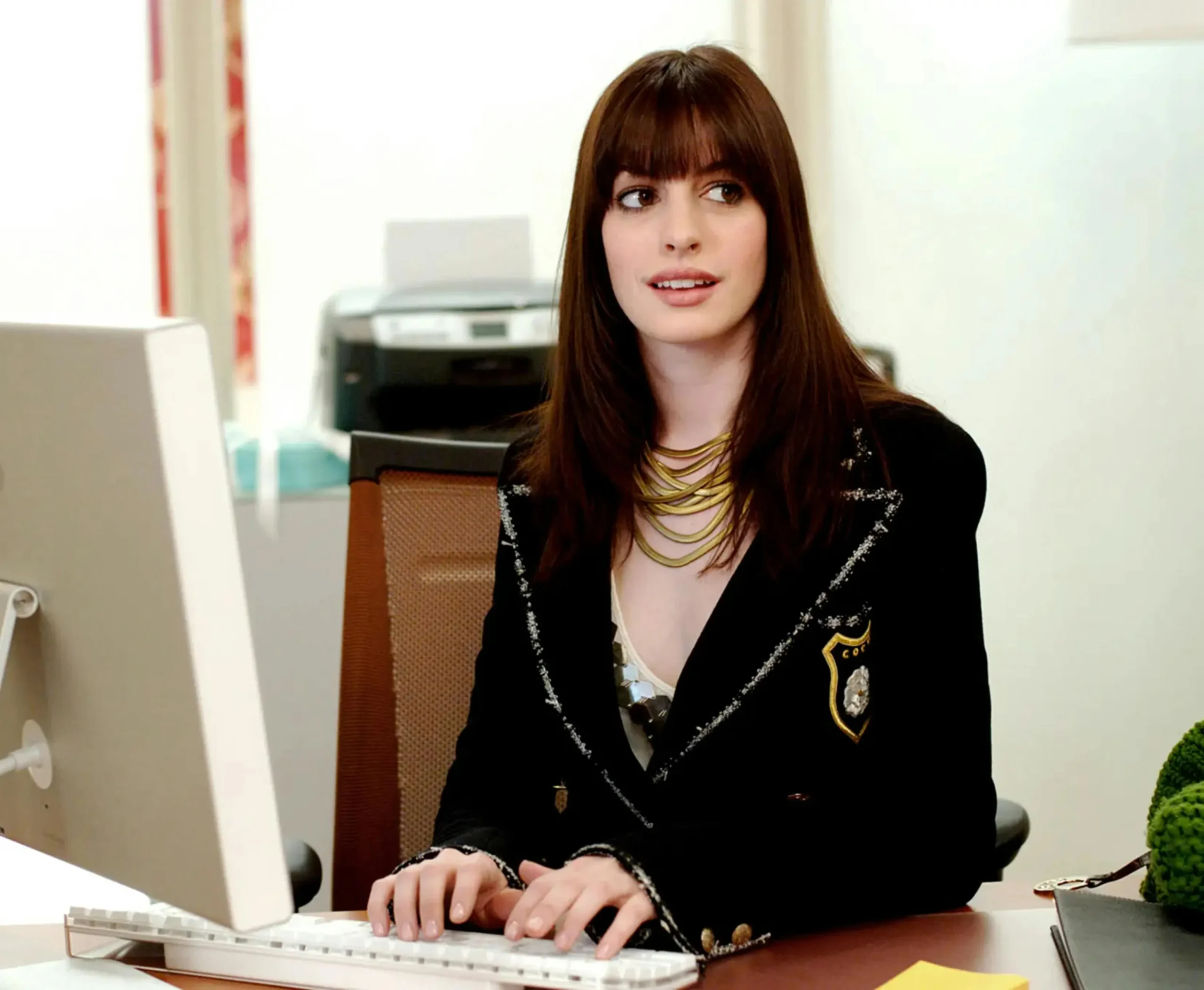 office siren trend tiktok andy sachs the devil wears prada