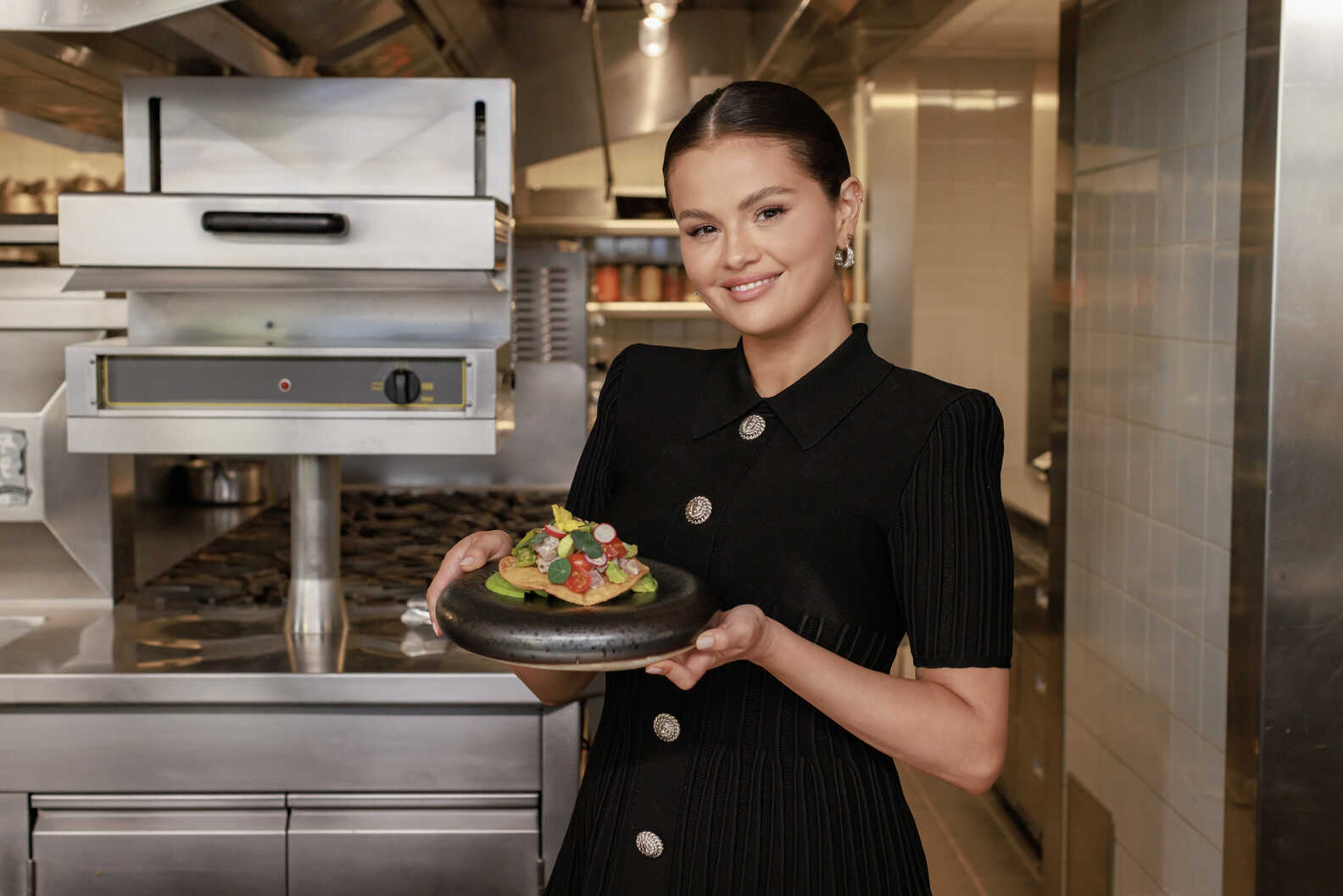 SELENA + CHEF MAX