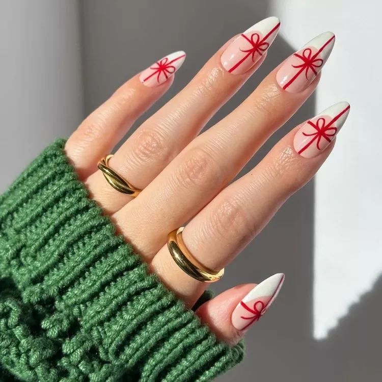 10 Holiday Nail Ideas 2024