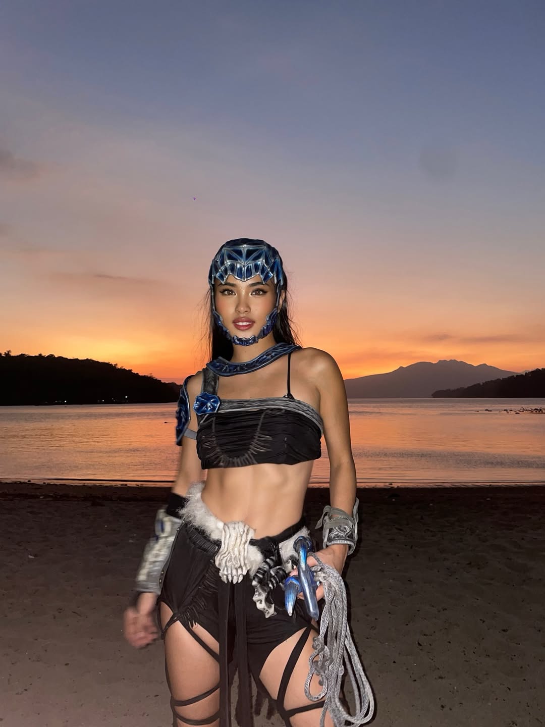 SHUVEE ETRATA ACTING